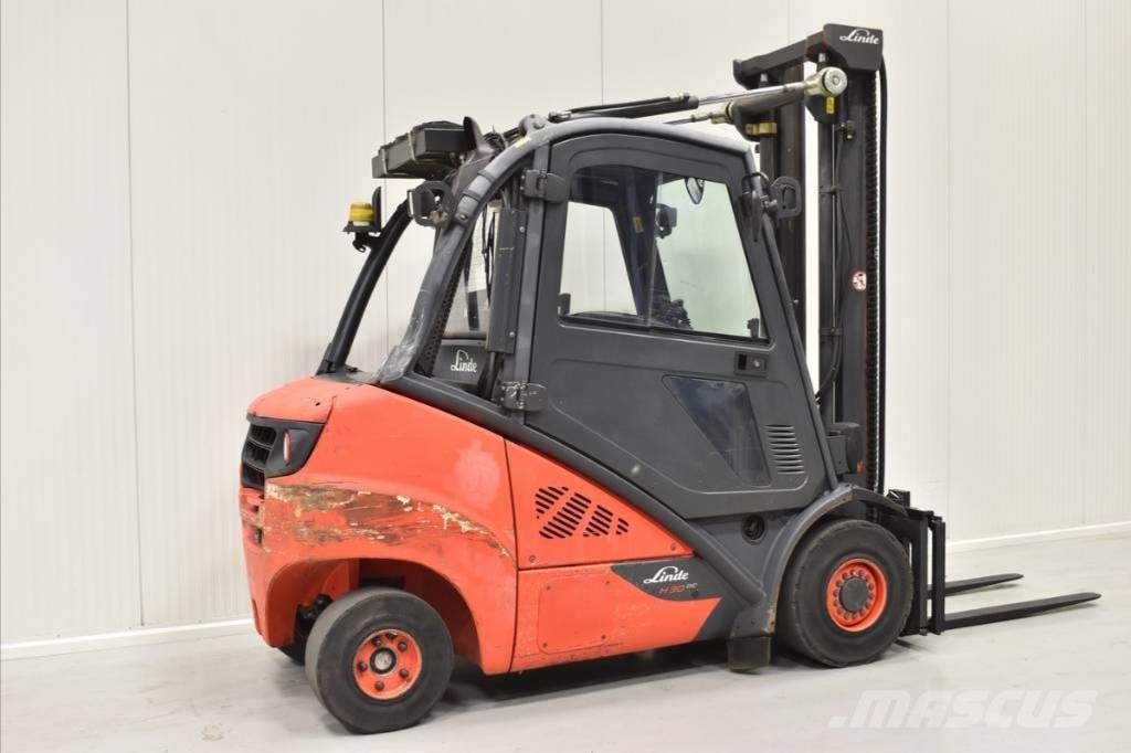 LINDE H 30 D-02 - Dieselové vozíky