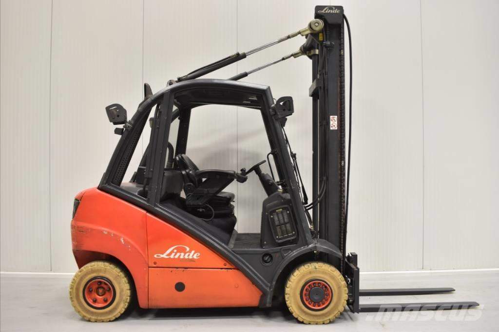 LINDE H 25 D - Dieselové vozíky